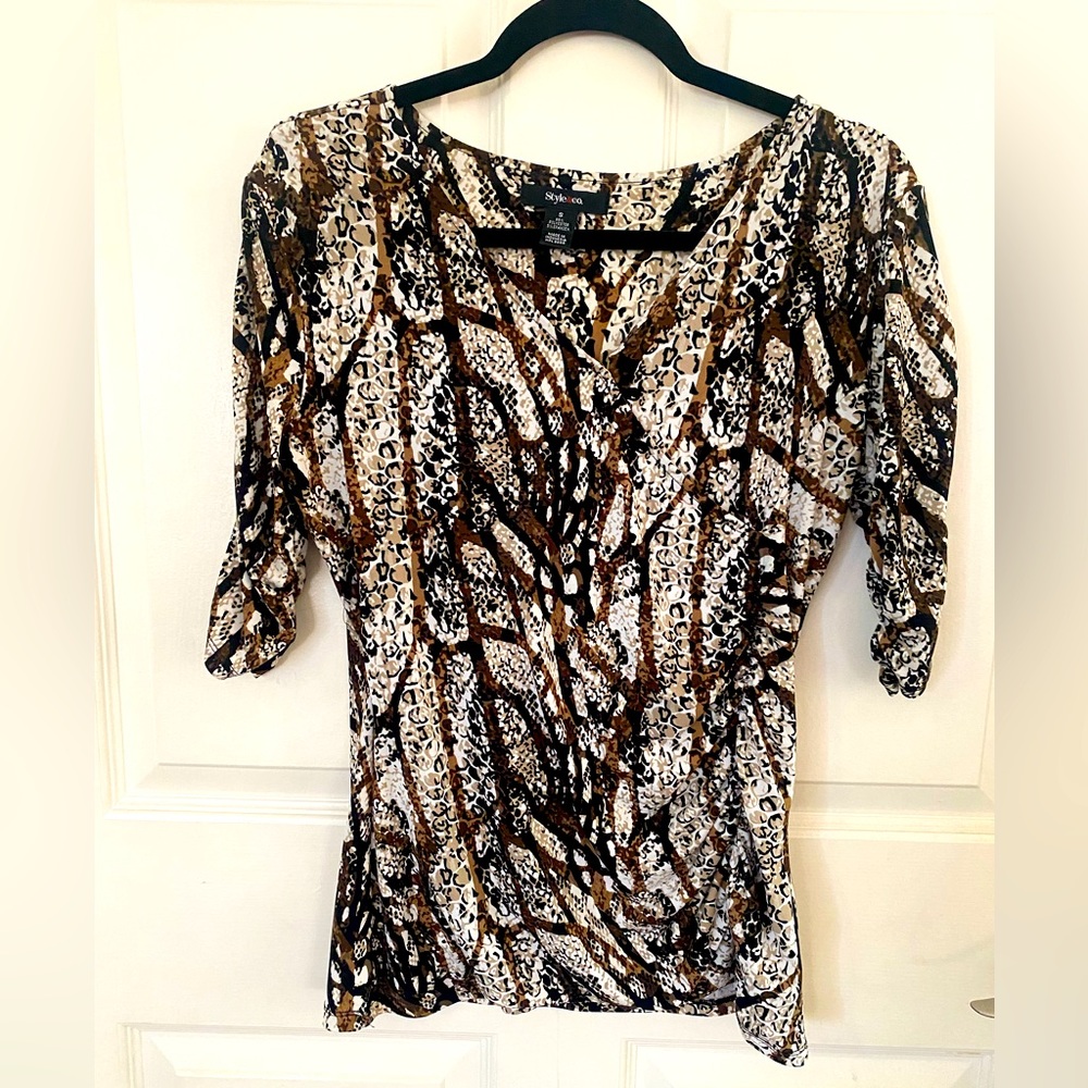 Women’s Blouse Size M